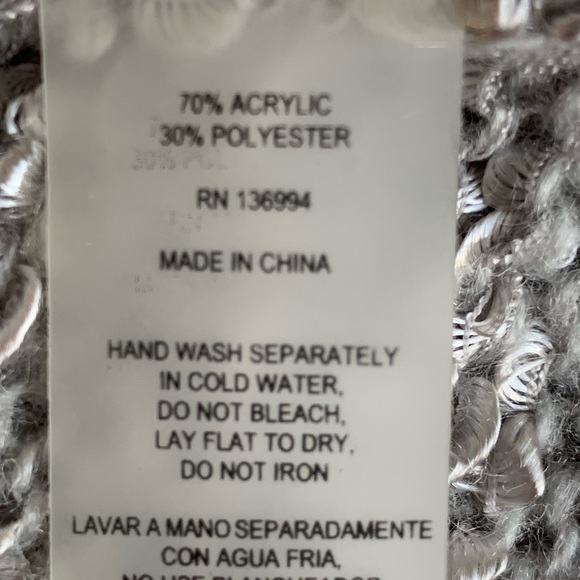 SIONI GREY RUFFLED KNIT SWEATER CARDIGAN. WOMEN’S SIZE MEDIUM/LARGE - Picture 7 of 8